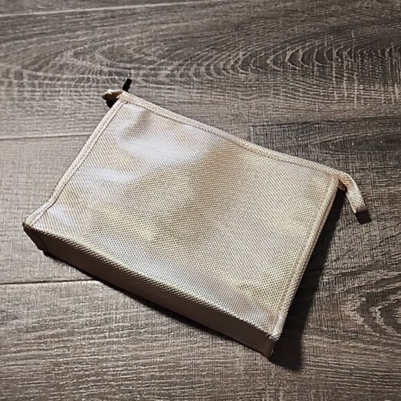 Natura woven Makeup Bag - Picture 2 of 4